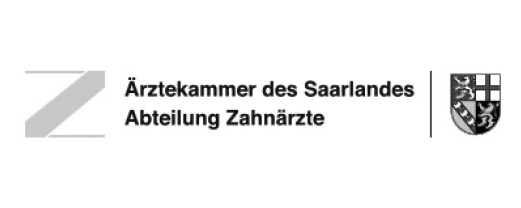 Logo der Ärztekammer des Saarlandes, Abteilung Zahnärzte, mit einem stilisierten grauen 